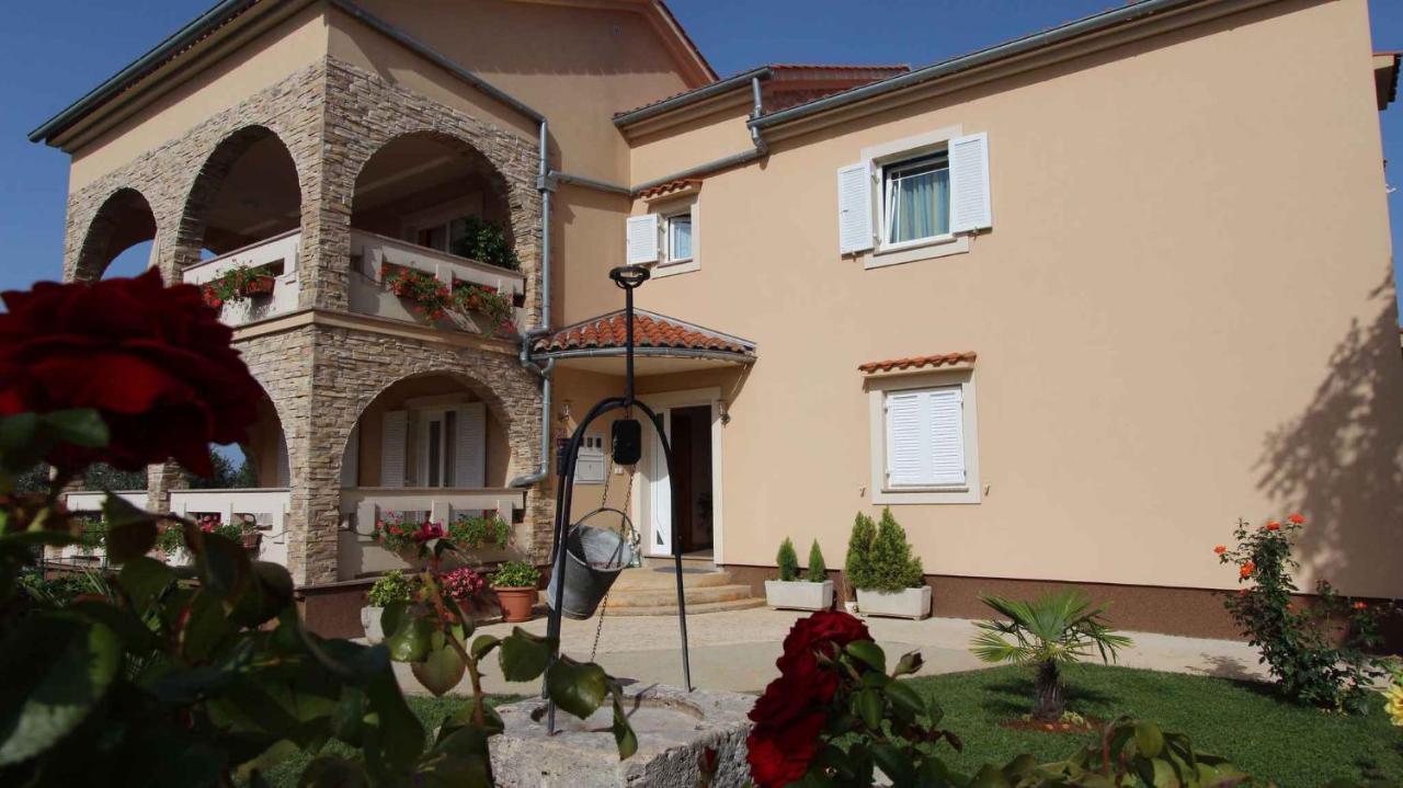 Malinska Apartment 1 Sveti Anton Kültér fotó
