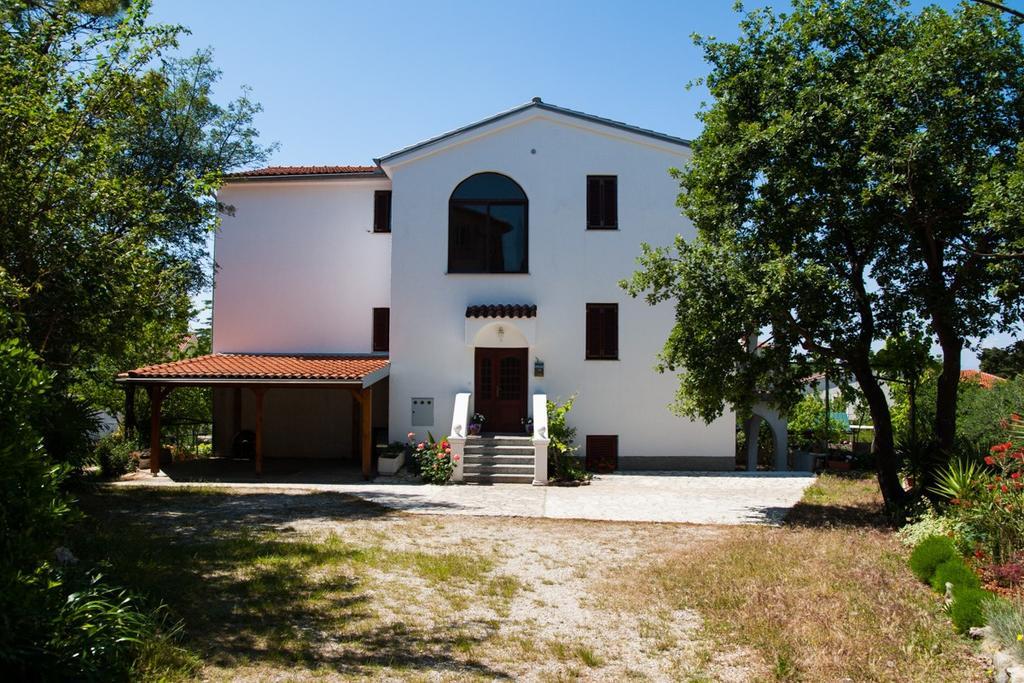 Malinska Apartment 1 Sveti Anton Kültér fotó