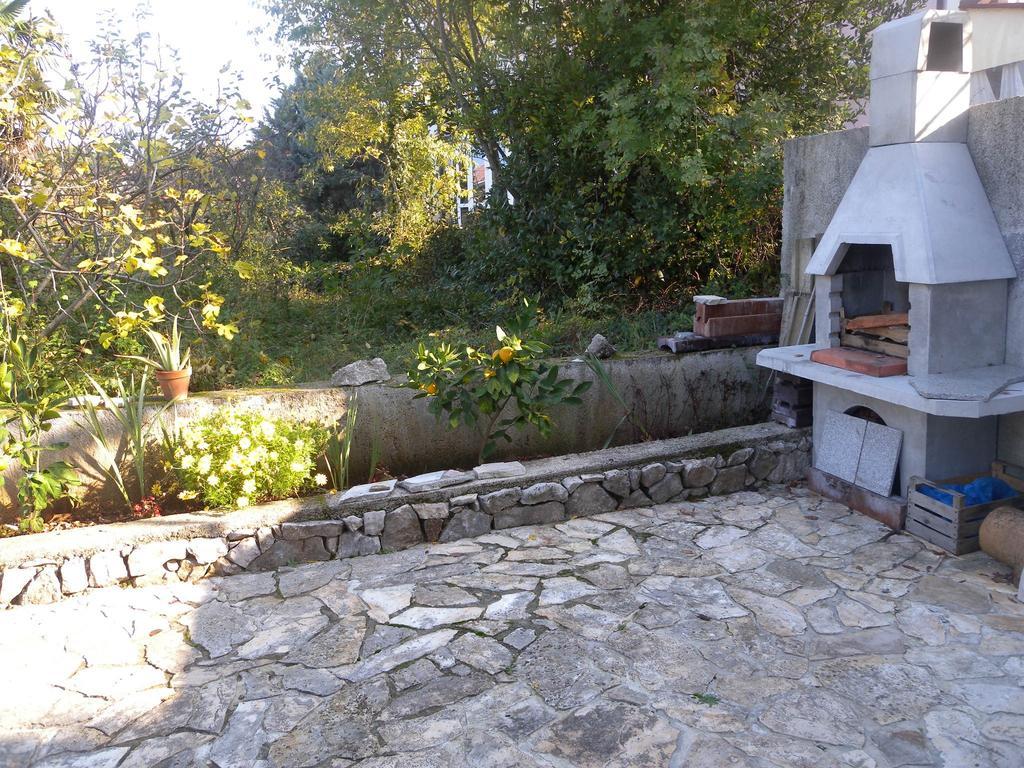 Malinska Apartment 1 Sveti Anton Kültér fotó